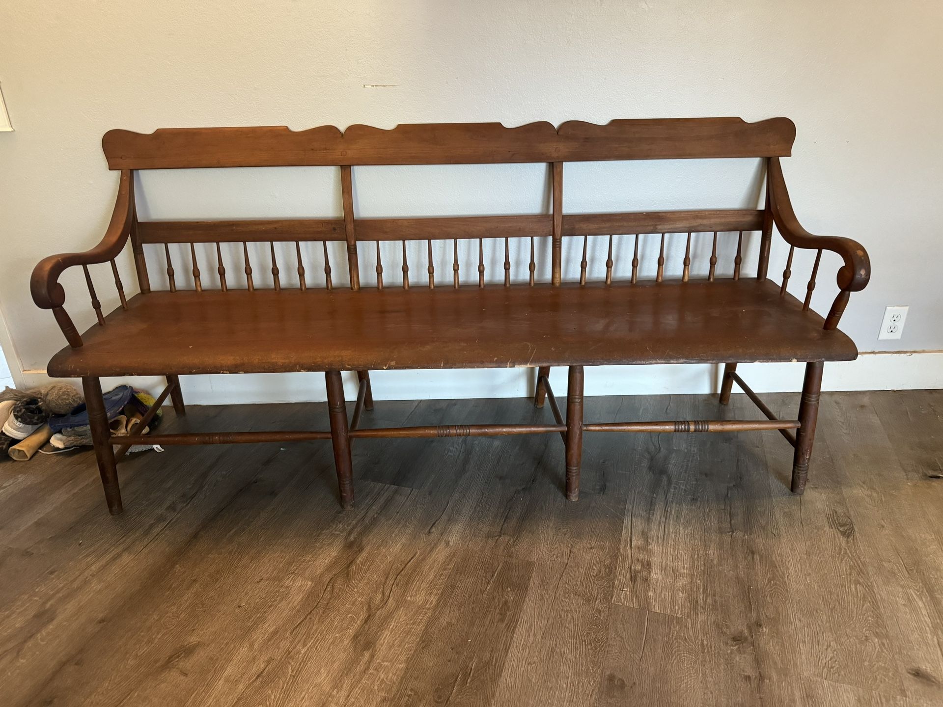 VINTAGE!  Spindle Wood Train Station Bench
