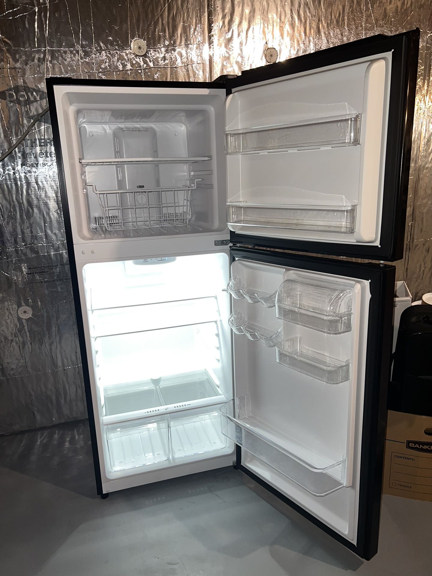 Magic Chef Refrigerator