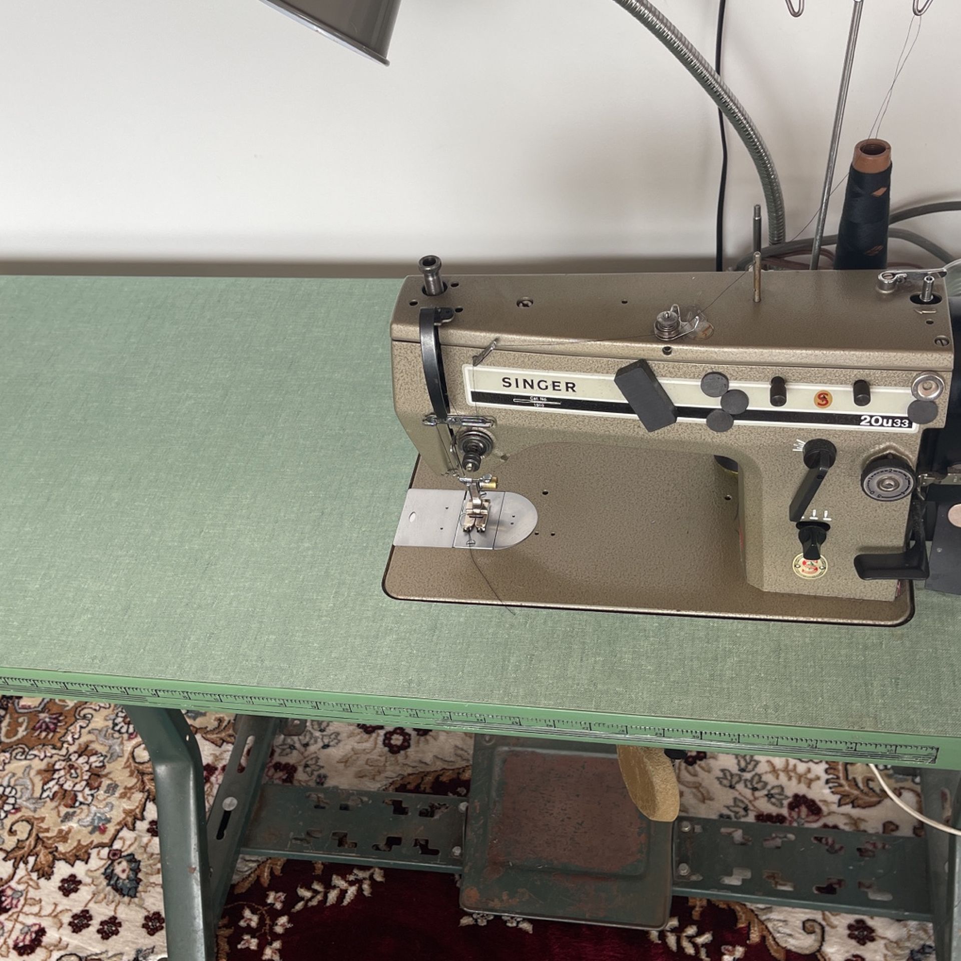 Singer 20u Sewing Machine for Sale in Pompano Beach, FL OfferUp