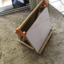 Discovery Kids Black And White Board