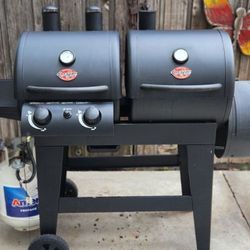 Chargriller Duel (Gas And Charcoal) With Smoker 