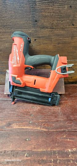 Mileaukee 18v 18g finish nailer