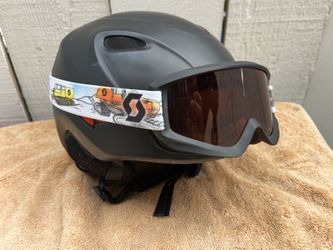 Kids Ski /Snowboard Helmet and Goggle Combo