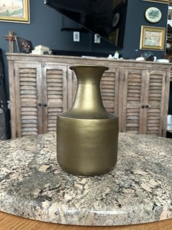 Place & Time Modern Metal Vase Vintage Gold Color