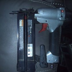 Porter Cable 18 gauge Brad Nailer