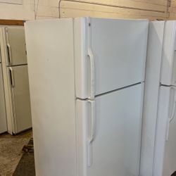 Ge Large Top And Bottom White