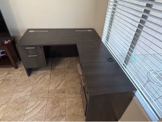 L-shaped desk large