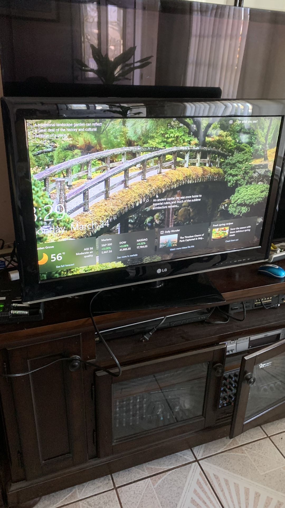 LG 32LS3400-ZC 32” LCD HD Digital TV