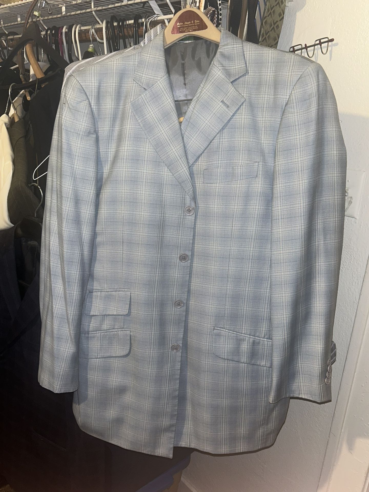 Riccardo Men’s Suit