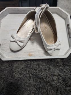 Flower Girl White Shoes With Straps 