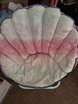 Mermaid Folding Saucer Chair