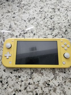 Nintendo switch - Yellow