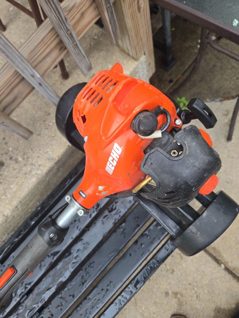 Echo Tree Trimmer PPF-225