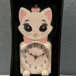$50 Disney Kitty Character Wall Clock Collection 