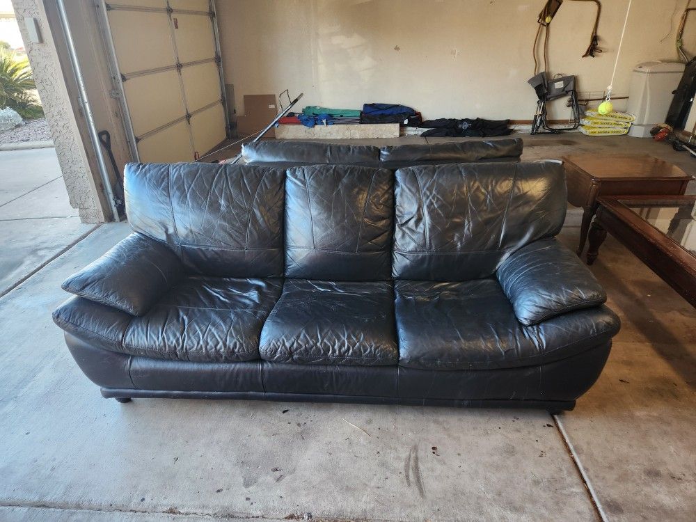 Black Leather Couches