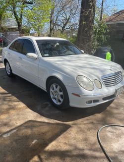 Mercedes Benz e320