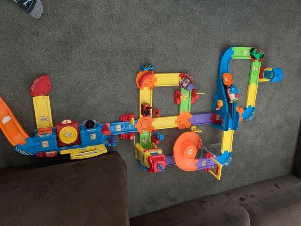 V tech gogo smart wheels 3 cars 1 train all works all ...