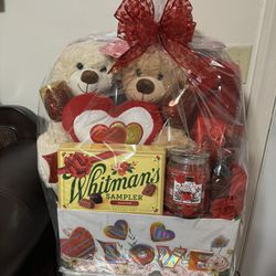 Valentines Day Baskets For Sale