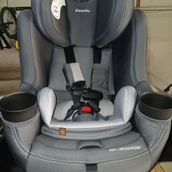 evenflo REO by Revolve360 Rotating Car Seat