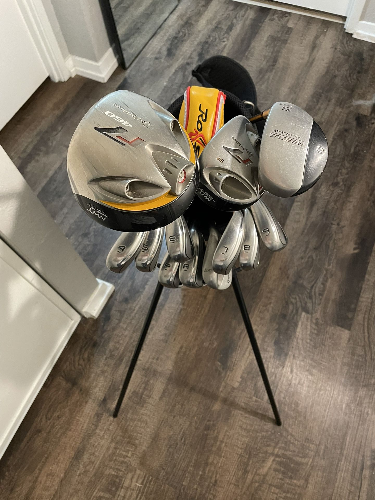 Taylormade And Nike Golf Club Set for Sale in Shoreline, WA OfferUp