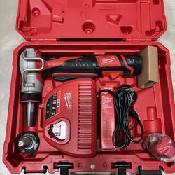 Milwaukee M12 Pex  Expander Kit