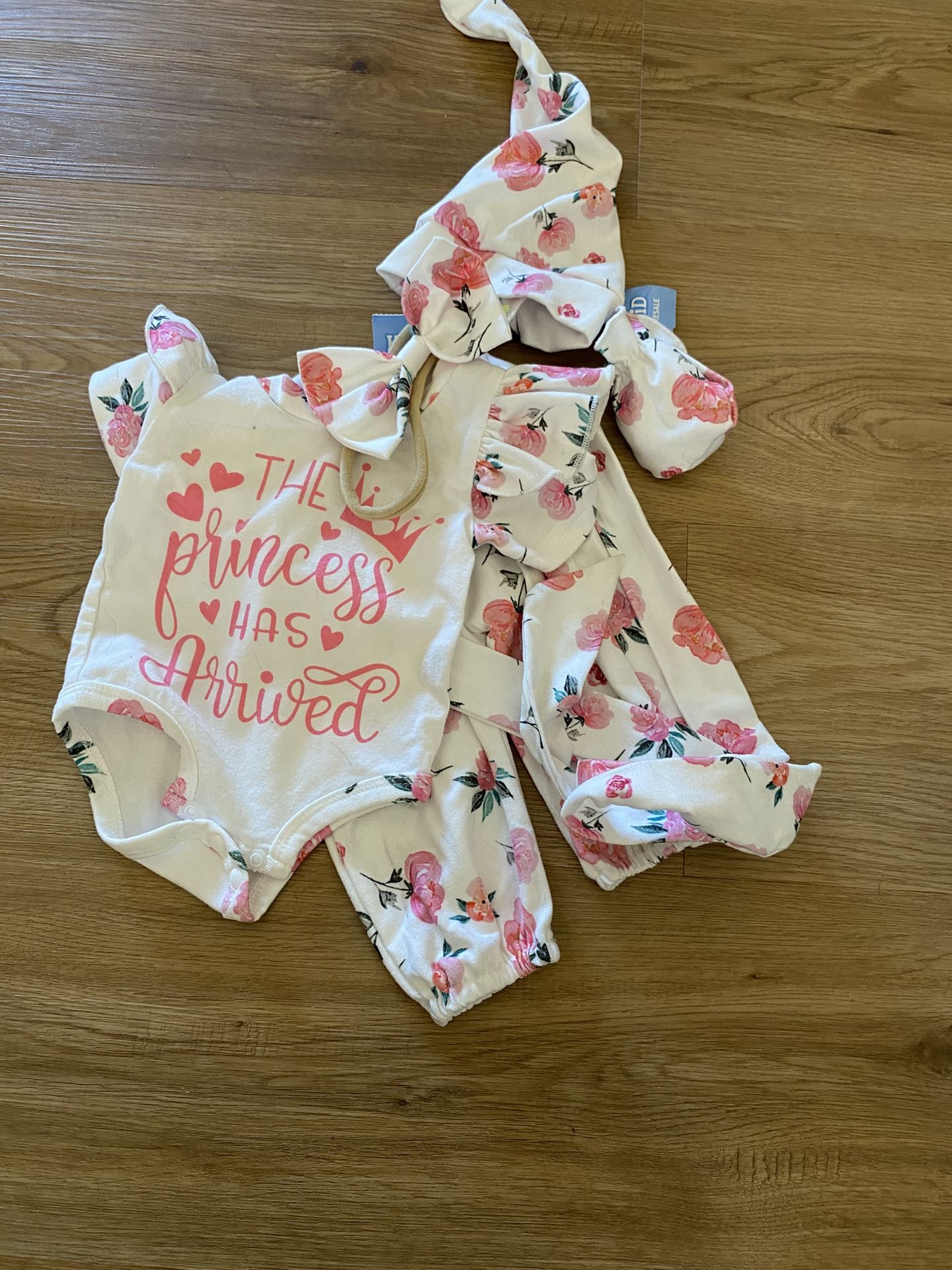 Newborn Outfit 