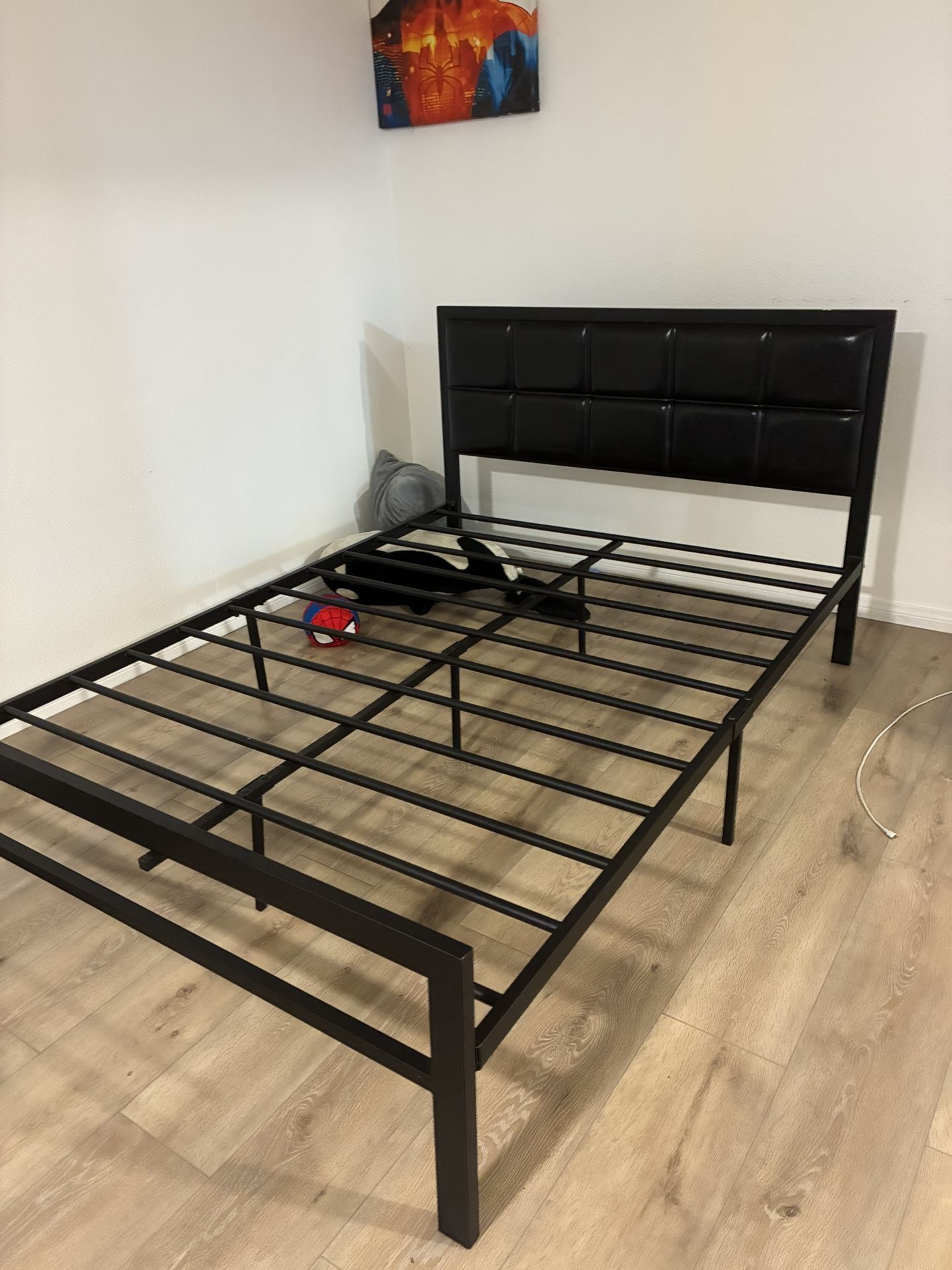Full Bed Frame With Mattress
