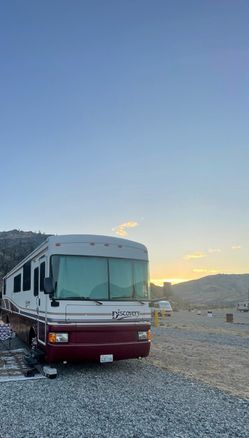 1997 Fleetwood Discovery RV/Camper