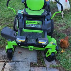 Greenworks Electric Zero Turn Lawnmower 