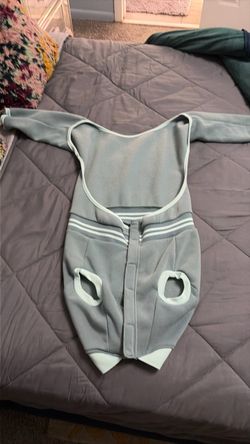 Brand new Pet outfit by Top Paw $20