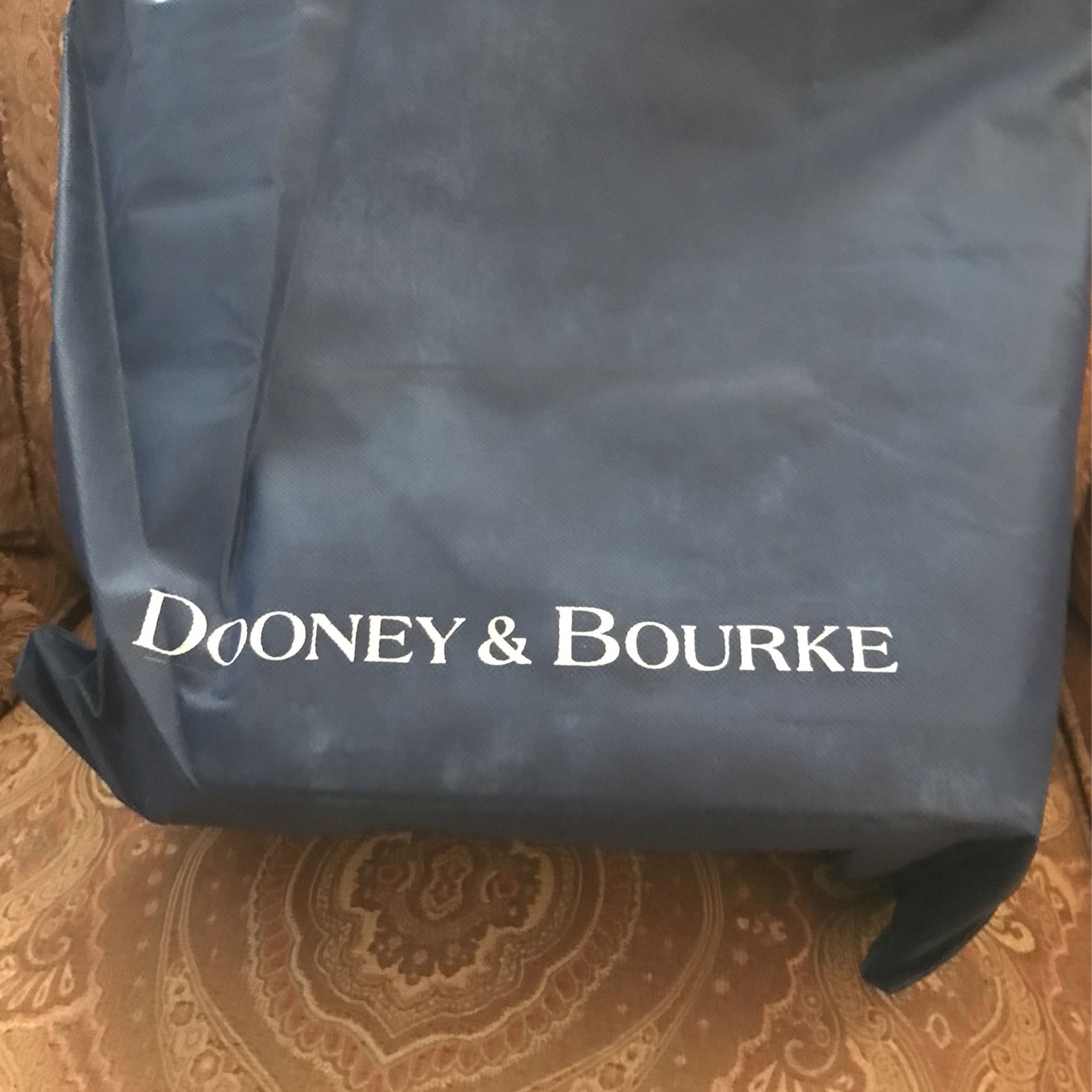 New Dooney & Bourke Leather Purse