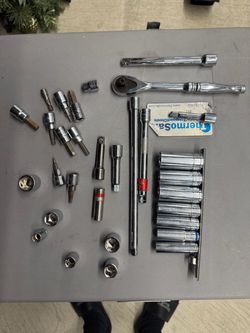 Socket Set with Ratchet and Extensions