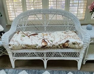 6 Pieces Patio /Sunroom set in perfect condition