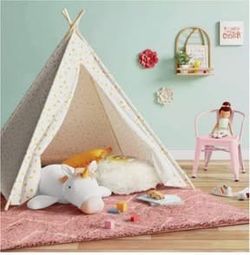 Pillowfort Star Kids’ A-Frame Tent Durable Gold Star Cover Bamboo Frame Storage Bag