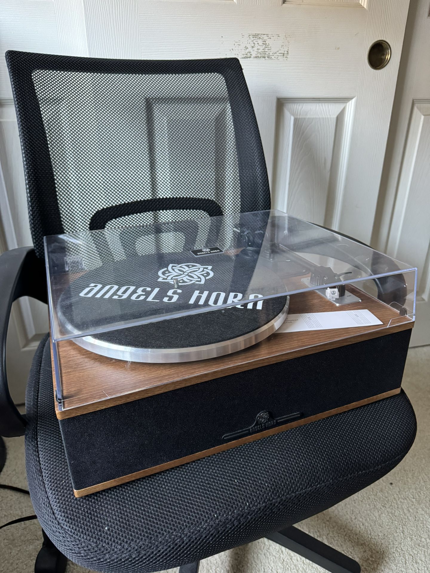 Angels Horn H019 Built-in Speaker Vinyl Player w/ Bluetooth