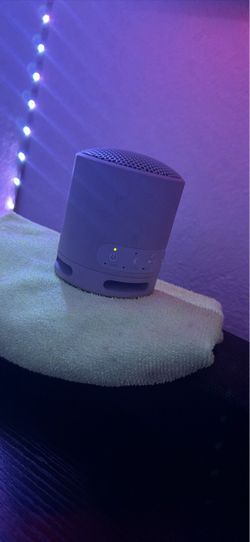 Sony srs xb100 mini portable Bluetooth speaker
