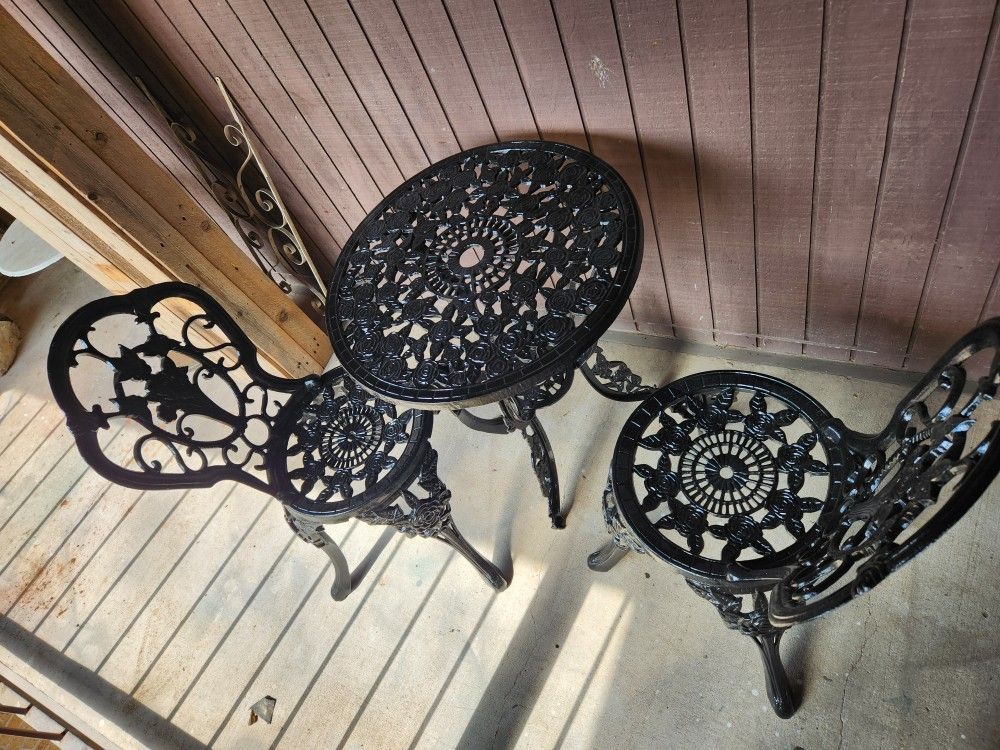 Cast Iron Exterior Chairs And Table