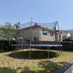 Trampoline -$100 Must Go!! 