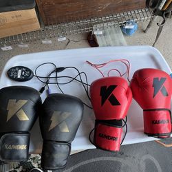 Boxing Gloves 15 For Both 