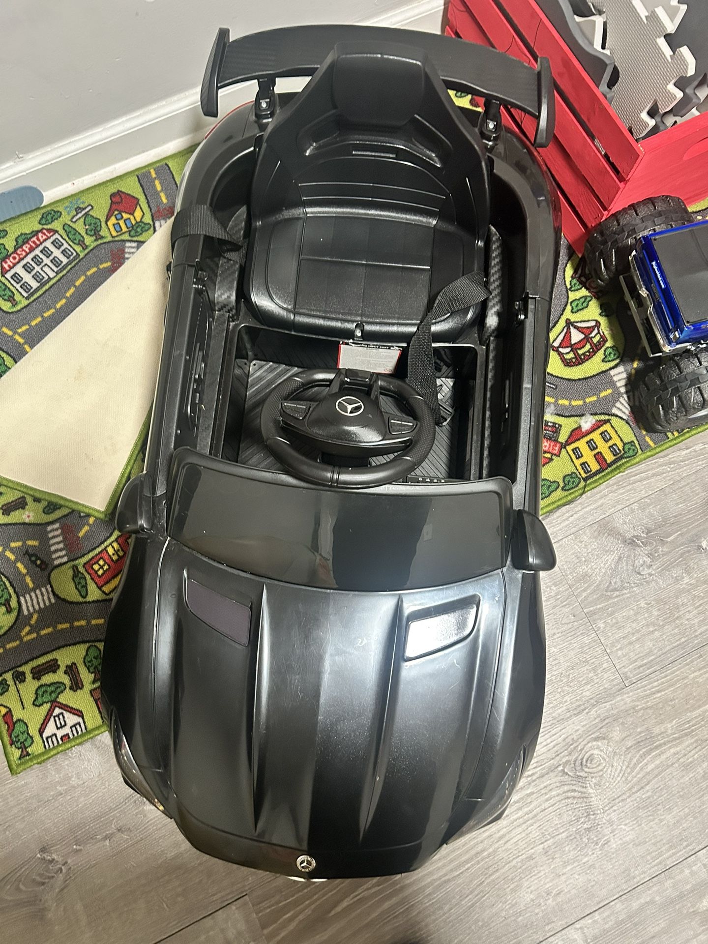 12V Kids Ride On Car with 2.4G Remote Control,Battery Powered Electric Car Ride On Vehicle Double Do