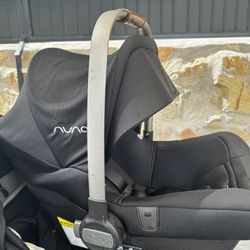 Nuna Car Seat 