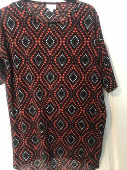 Lularoe Shirt Irma NWT