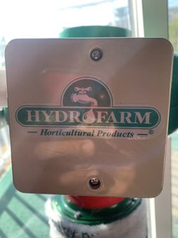 Hydrofarm acdf4 18”