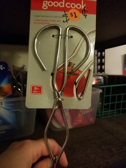 Tongs