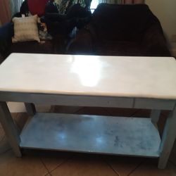 Wooden desk $15