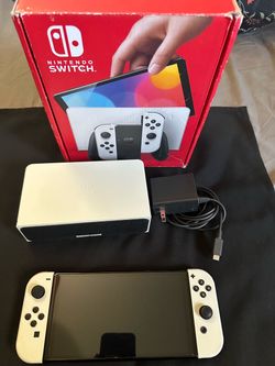 Nintendo Switch OLED – Great Condition