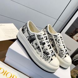 Christian Dior Women’s Shoes With Box New