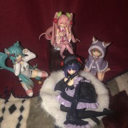 Anime Figures Bundle