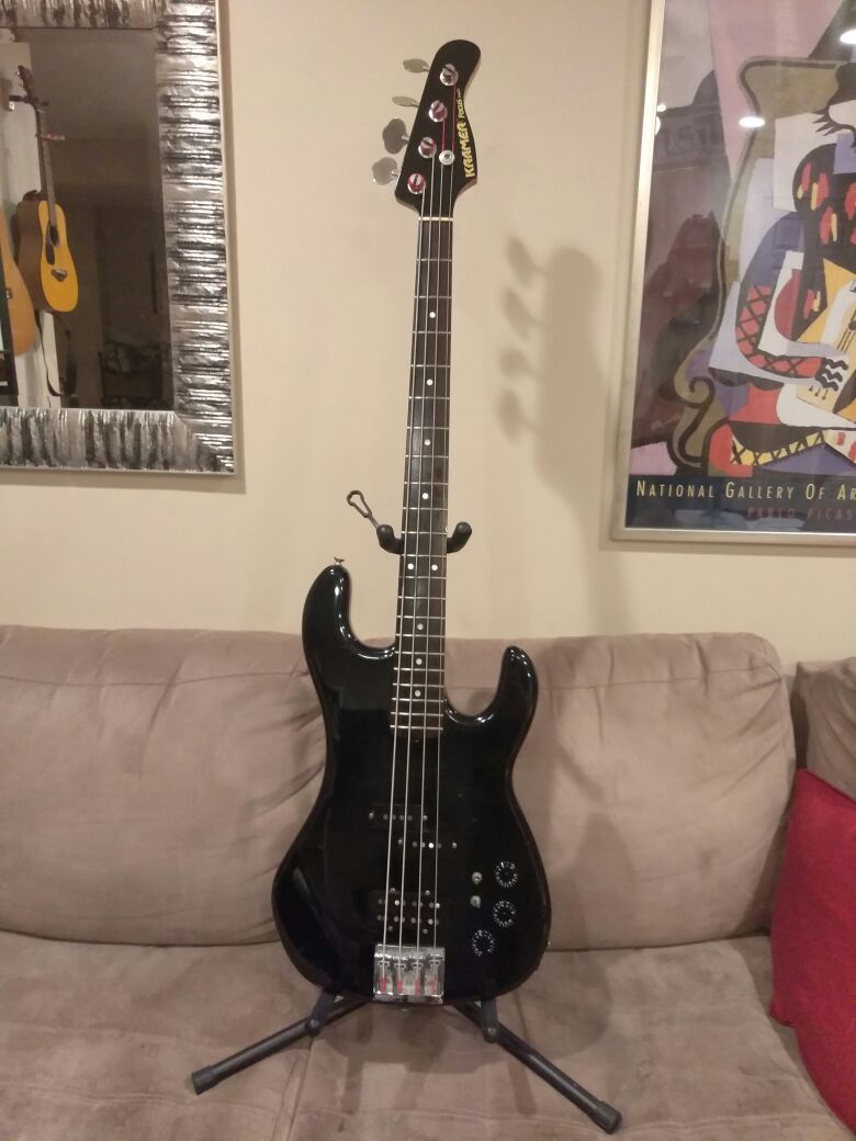 Kramer Focus 7000 '80's Japanese Bass Guitar