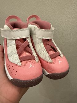 Toddler Girl Jordan Sneakers